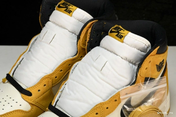 Rep EP Retro Ochre  Jordan Yellow  555088-109 555088-109 High 1 0114